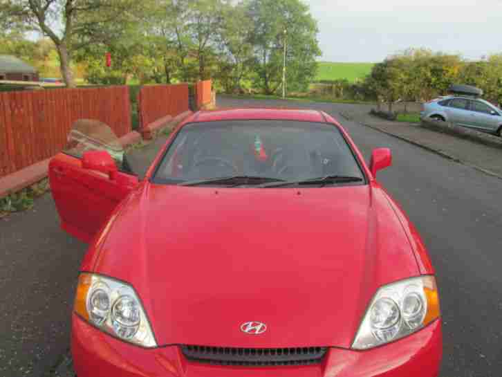 Hyundai Coupe 1.6 on private plates