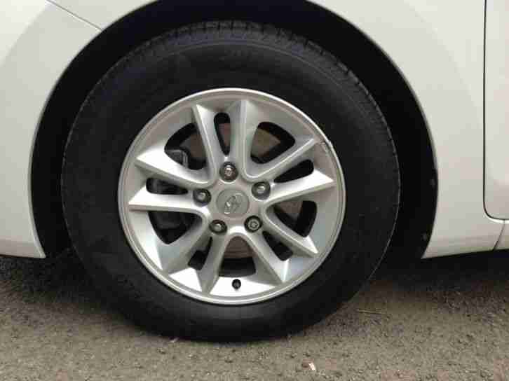 Hyundai i30 1.4 Active 100ps 2012 12 Plate