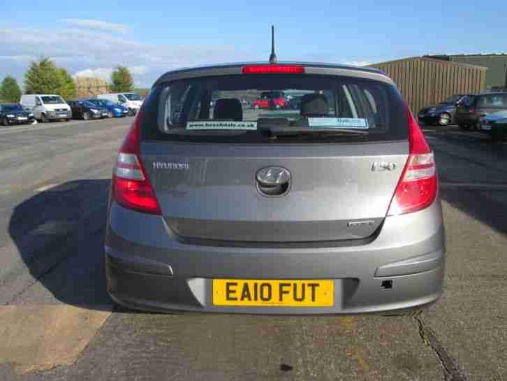 Hyundai i30 1.6CRDi 6sp Comfort 6 MONTHS 5 STAR WARRANTY INCLUDED