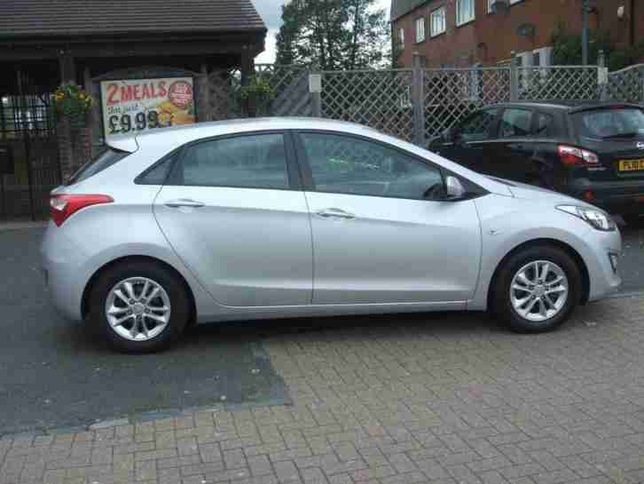 Hyundai i30 Active Crdi 5dr DIESEL AUTOMATIC 2015/15