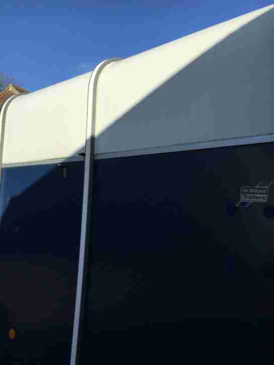 IFOR WILLIAMS HB 505 HORSE TRAILER NOV 2006 BLUE VGC