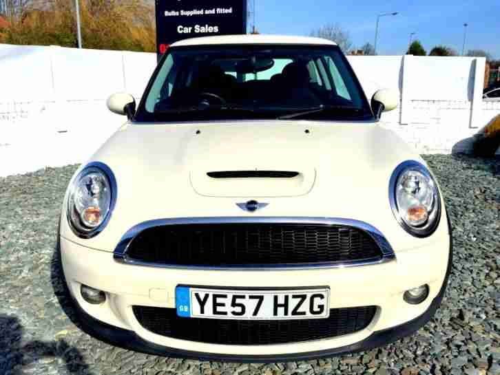 **IMMACULATE** 2007 MINI COOPER S WHITE CREAM 1.6 S TURBO