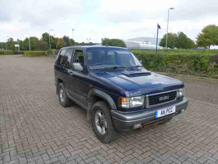 Isuzu TROOPER 3. Isuzu car from United Kingdom