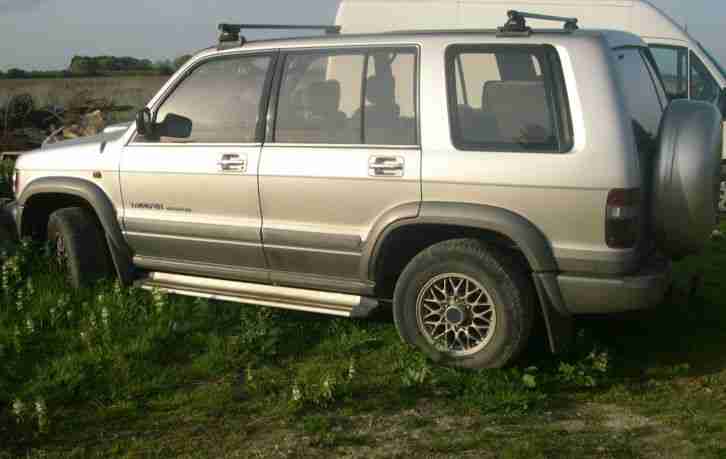 ISUZU TROOPER 7 seater 3 LITRE spares repairs citation