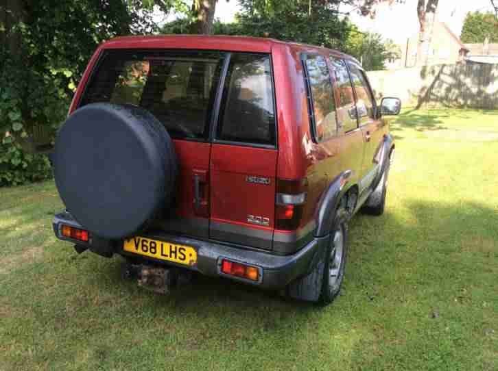 ISUZU TROOPER 99 V REG LOW MILES 125,K. VERY RELIABLE GOOD COND, FOR YEAR