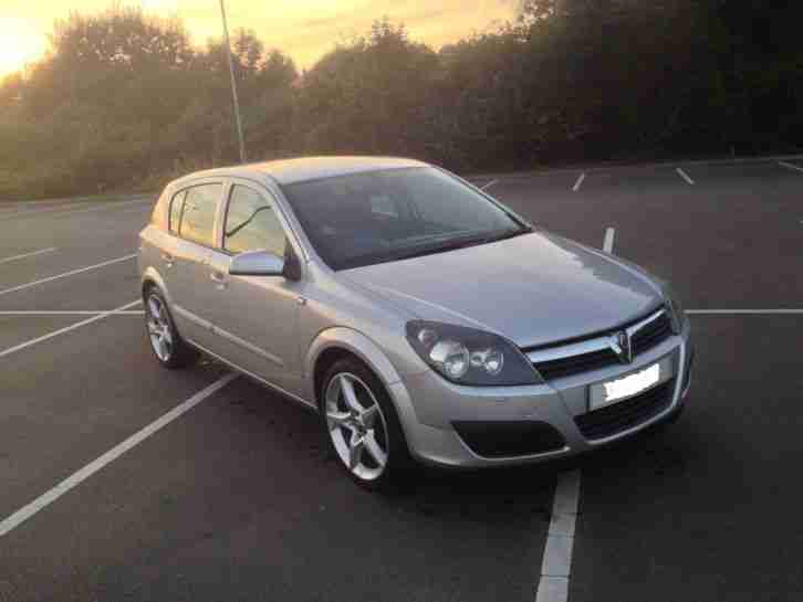 Immaculate ASTRA 1.7 CDTI MUST SEE