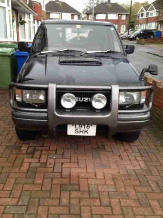 Isuzu Bighorn Trooper 3.1 Diesel Automatic 1993 LWB