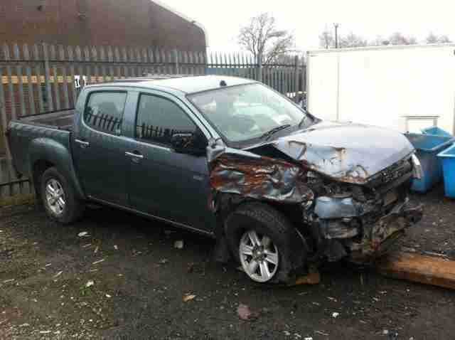 Isuzu Rodeo spares or repair/salvage 2012 reg