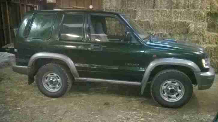 Isuzu Trooper 3.0 SWB Commercial