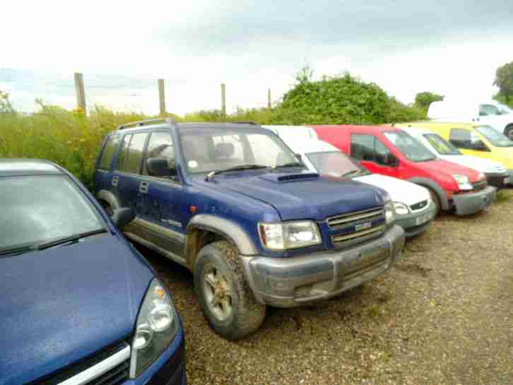 Isuzu Trooper 3.0Di Diesel 5 Door 51 Reg Blue 1 Owner Spares or Repair