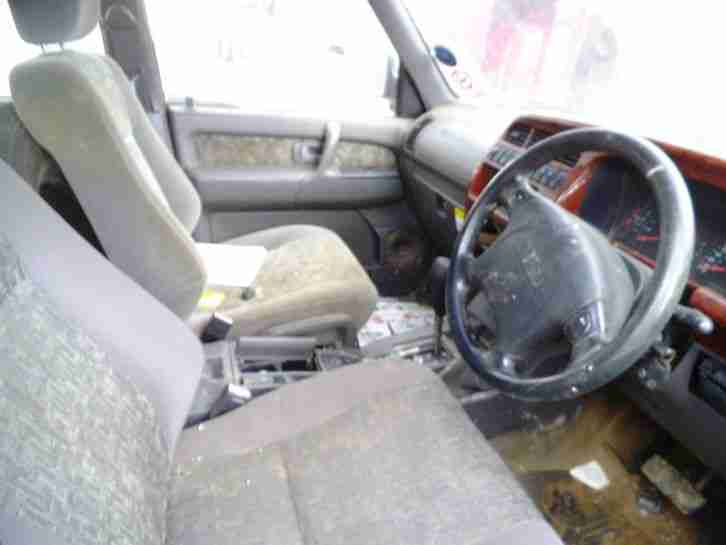 Isuzu Trooper 3.0Di Diesel 5 Door 51 Reg Blue 1 Owner Spares or Repair