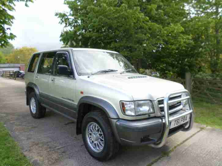 Isuzu Trooper 3.0TD Citation T REG 159K