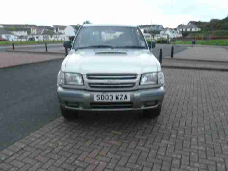 Isuzu Trooper 3.0TD Duty 5 DR