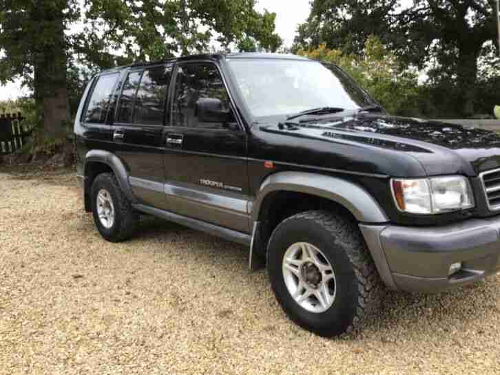 Isuzu Trooper 3.5 petrol lwb Spares or repair