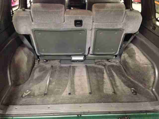 Isuzu Trooper Citation 3.0 SWB TD 4x4 ready for the winter snow