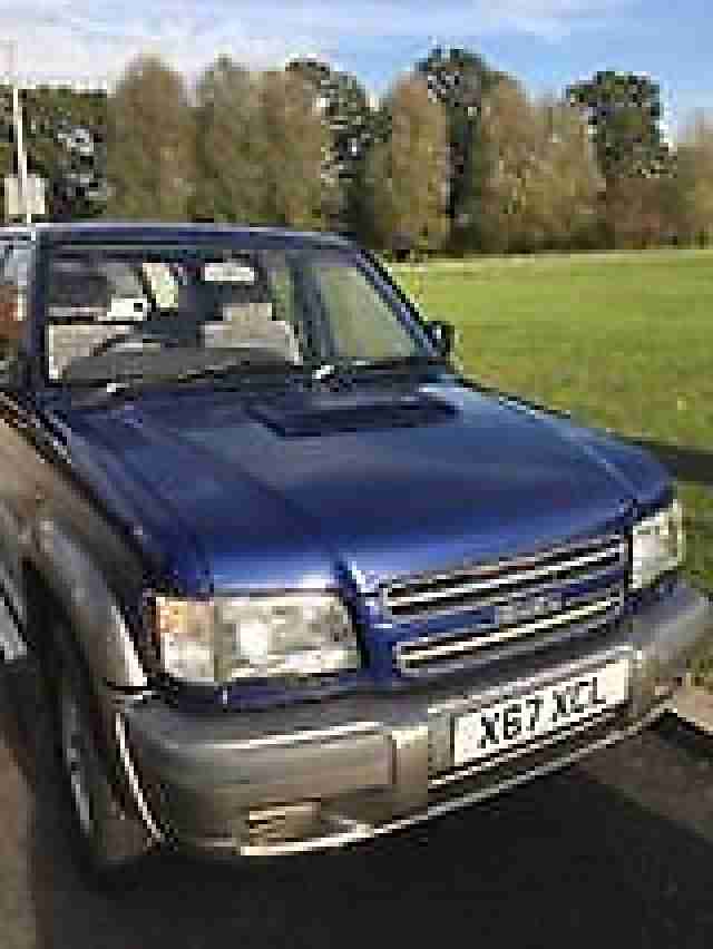 Isuzu Trooper Citation Manual 3.0 Diesel on X Reg plate year 2000 with MOT