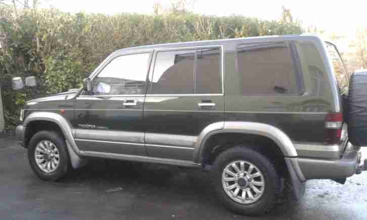 Isuzu Trooper Insignia LWB 3.0 Dohc TDI AUTO Top of the range - exc. condition.
