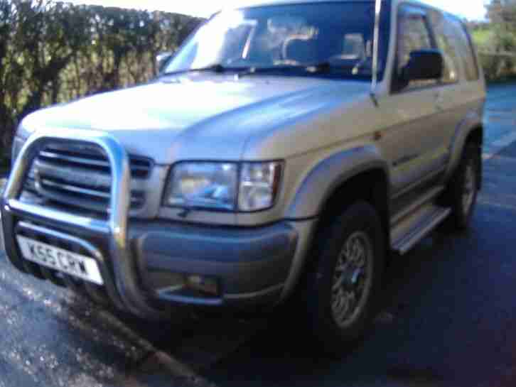 Isuzu Trooper SWB Citation 2003 3.5 V6