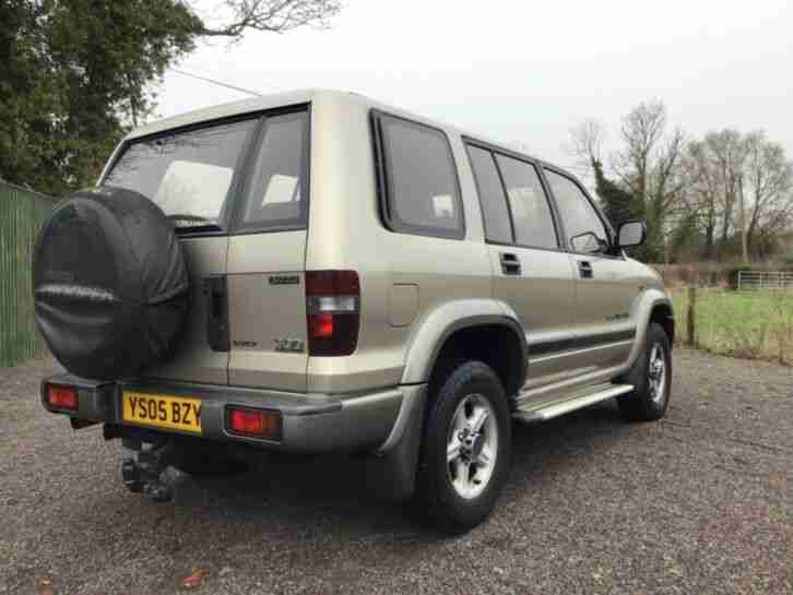 Isuzu trooper 2005 low mileage just had a (3.1) conversion please read