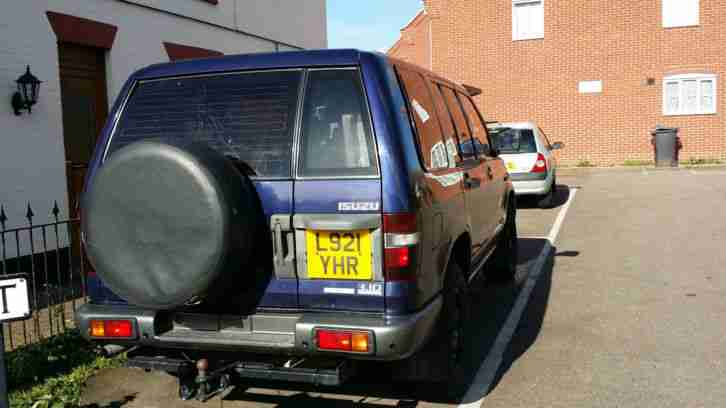 Isuzu trooper 3.1 turbo diesel 7 seater 4x4