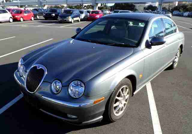 JAGUAR S-TYPE 2.5 V6 AUTOMATIC ***** ONLY 7000 MILES **** FULL LEATHER