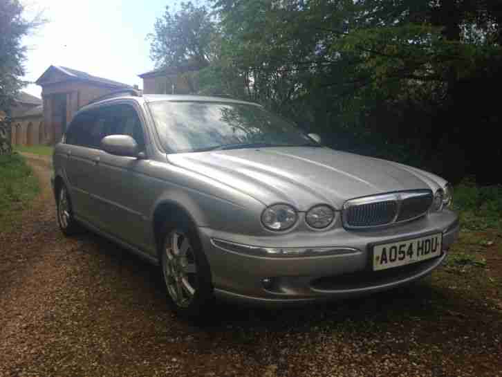 JAGUAR X TYPE DIESEL SE ESTATE 2.0 MANUAL FULL LEATHER FACTORY NAVIGATION