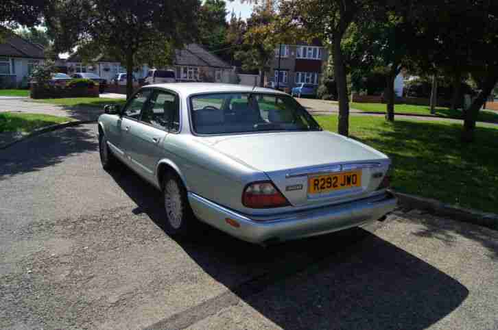 JAGUAR XJ8 AUTO