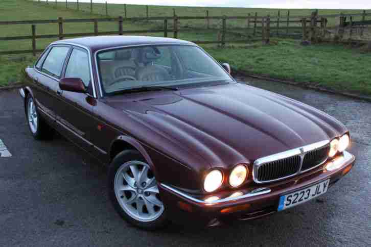 JAGUAR XJ8 V6 4.0 AUTO LEATHER PARKING