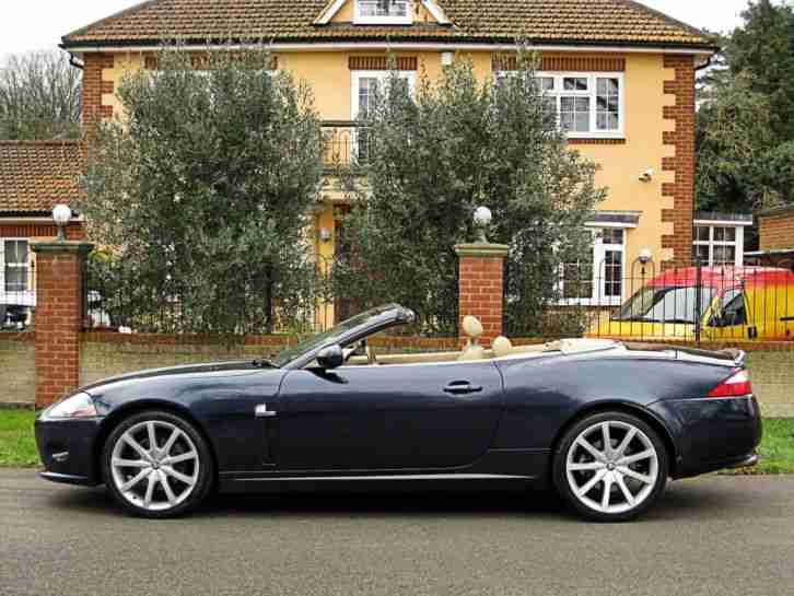 XK 4.2 V8 CONVERTIBLE