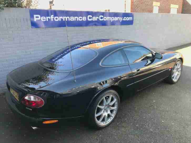 JAGUAR XKR V8 S-C Auto Only 52000 miles FSH Sat Nav 20 Alloys Cream Leather Stun