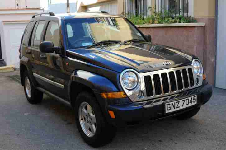 JEEP CHEROKEE 2.8 CRD LIMITED AUTO 2005 RHD NOT LHD IN MALAGA SPAIN