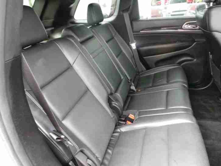 JEEP GRAND CHEROKEE 3.0 CRD OVERLAND 5DR AUTO - GREY