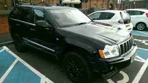 Grand Cherokee Overland (top spec) black