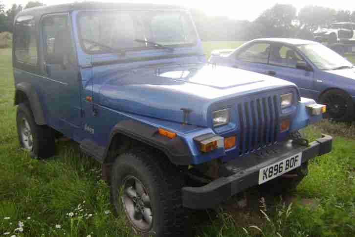 WRANGLER 4X4 2.5 PETROL MANUAL HARDTOP