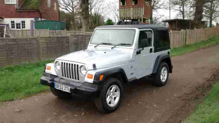 JEEP WRANGLER GRIZZLY HARD TOP, 5 SPEED MANUAL, LONG MOT, SOUND BAR, ALLOYS!