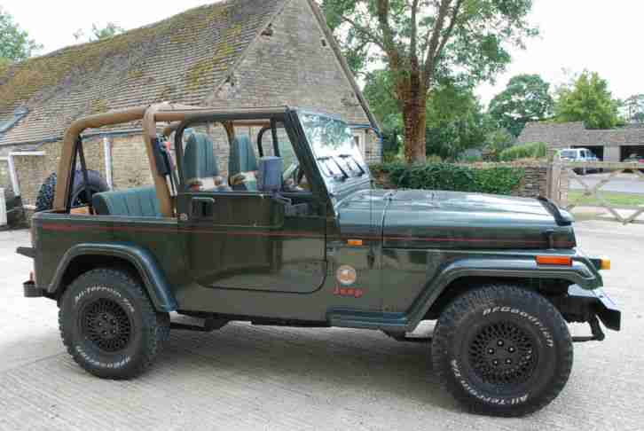 JEEP WRANGLER SAHARA HARD AND SOFT TOPS