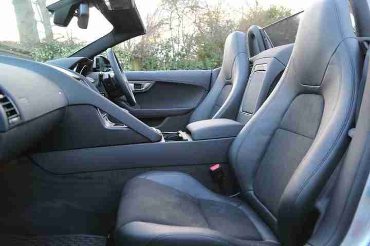 Jaguar F-TYPE 2016 Convertible 3.0 Supercharged V6 2dr Auto Convertible