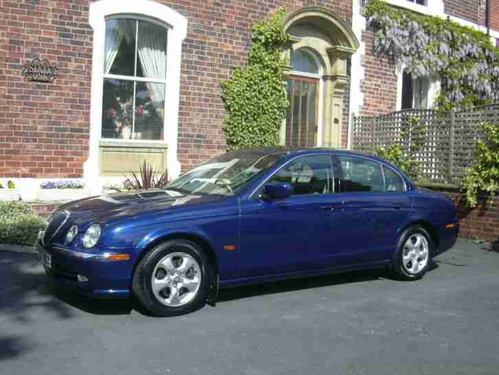 Jaguar S-TYPE 3.0 auto V6 SE,SUN ROOF, SAT NAV, LEATHER, FULL SERVICE HISTORY,