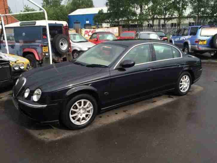 Jaguar S Type 2.5 V6 Saloon 4d 2497cc auto