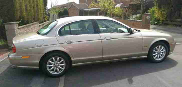Jaguar S type V6 SE 3.0 2004, low miles, showroom condition.