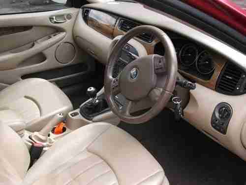 Jaguar X-TYPE 2.0D SE Diesel Estate Mt Red