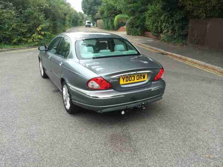 Jaguar X-TYPE 2.1 Classic 4 door £1950 FSH MOT and TAX