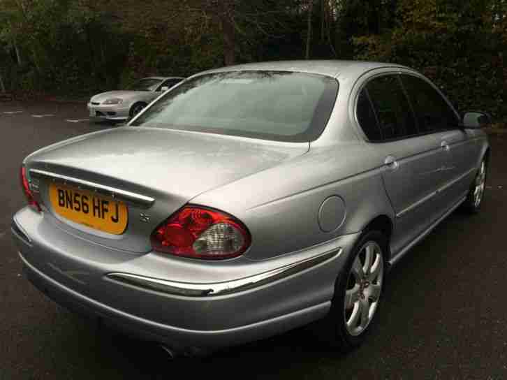 Jaguar X-TYPE 2.5 V6 Auto 2006 SE Sat Nav