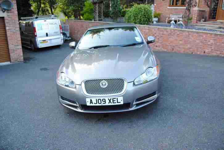 XF 3.0TD V6 auto 2010MY Premium Luxury