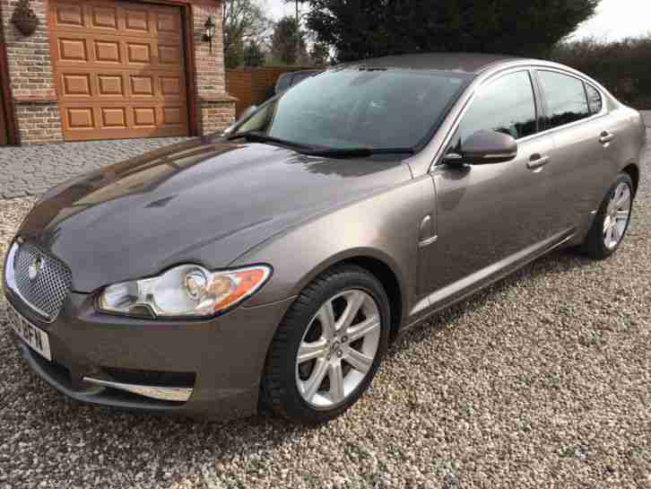 Jaguar XF Luxury