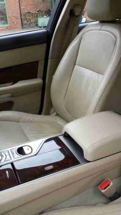 Jaguar XF Premium Luxury V6 3.0 : Mega Spec : 54,000 mls : Full MOT: NO RESERVE