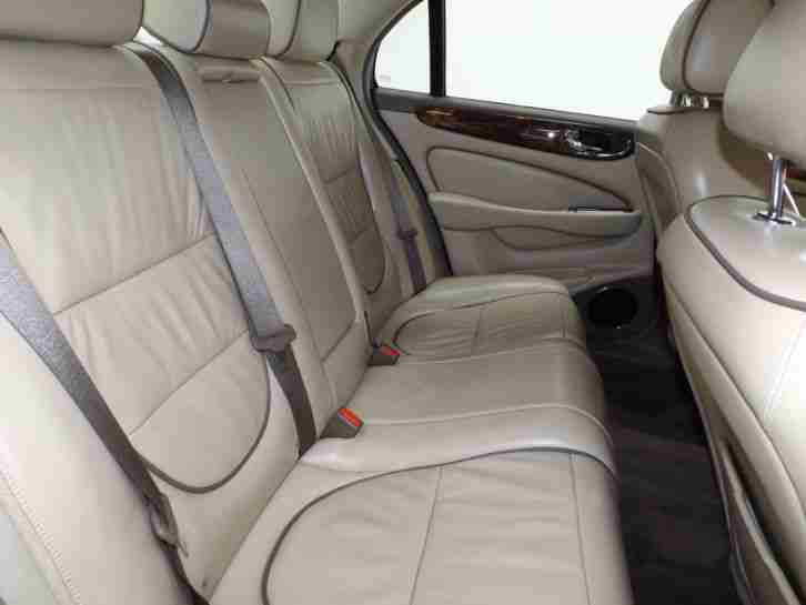 Jaguar XJ Series 2.7TDVI Auto XJ Sovereign 6 MONTHS 5 STAR WARRANTY INCLUDED