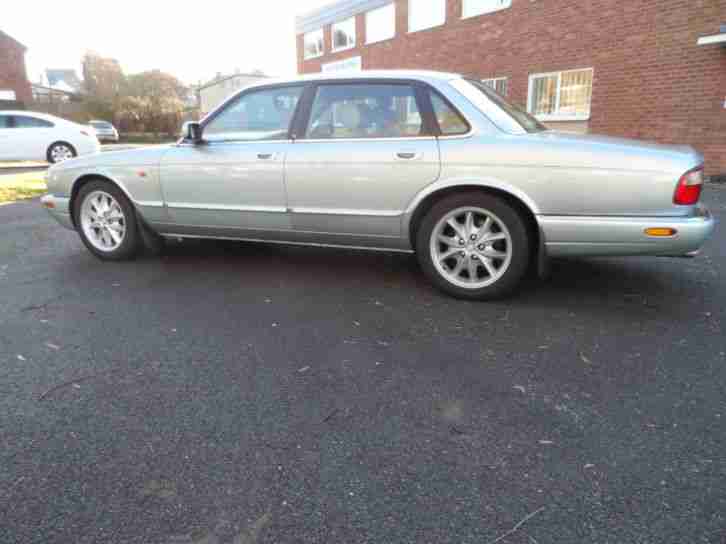 Jaguar XJ Series 4.0 auto XJ8 84000 MILES R REG SORRY SOLD