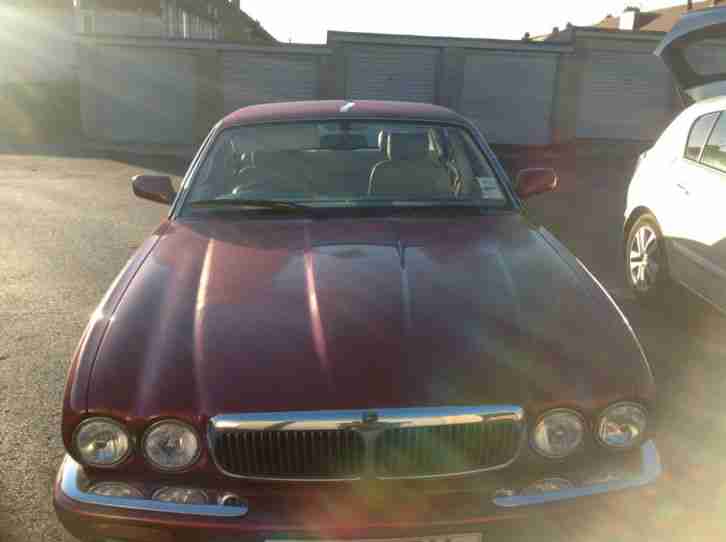 XJ8 3.2 litre V8 Auto Fantastic