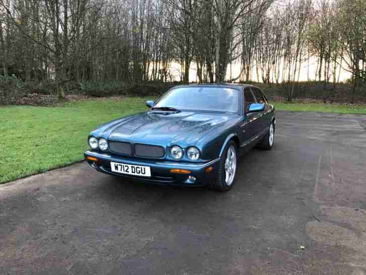 XJR 4.0 V8 Supercharged Automatic 4dr